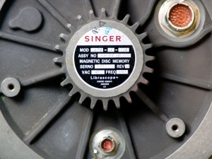 singer2